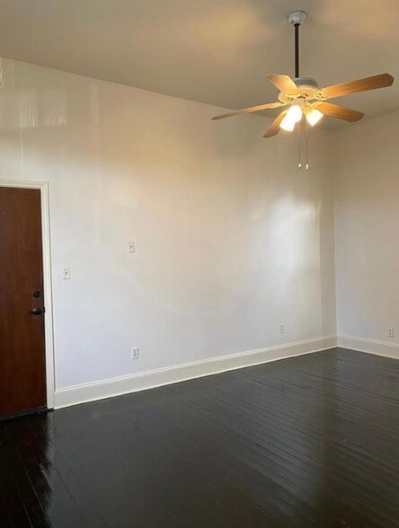 Building Photo - 3402 Dryades St