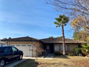 Building Photo - Spacious 3 Bedroom Fresno Home
