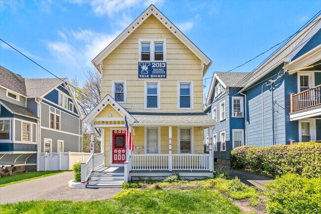 Building Photo - 56 Mansfield St