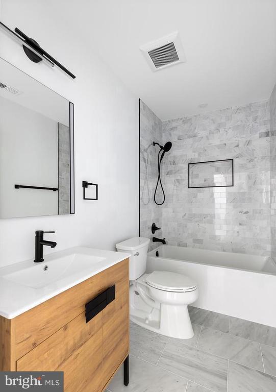 Building Photo - 30 Kennedy St NW