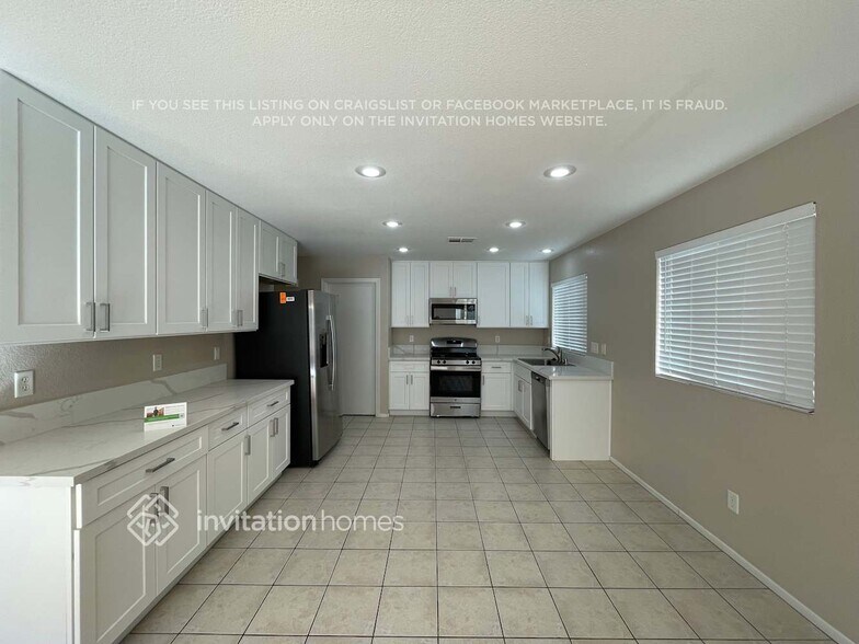 Building Photo - 1405 Dream Bridge Dr