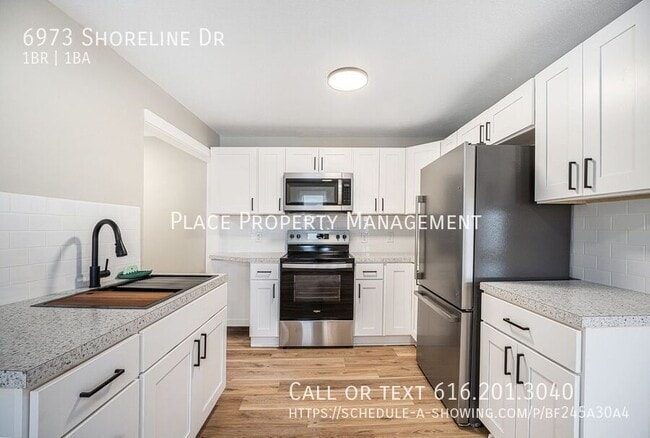 Building Photo - 6973 Shoreline Dr