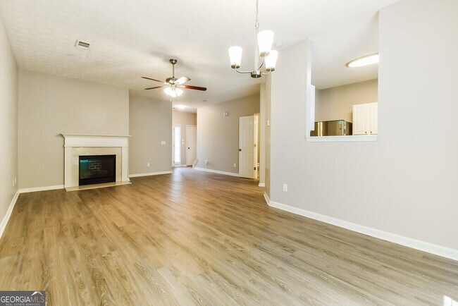 Building Photo - 1563 River Main Ct