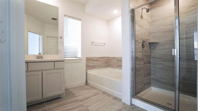 Building Photo - 2624 Gaulding St