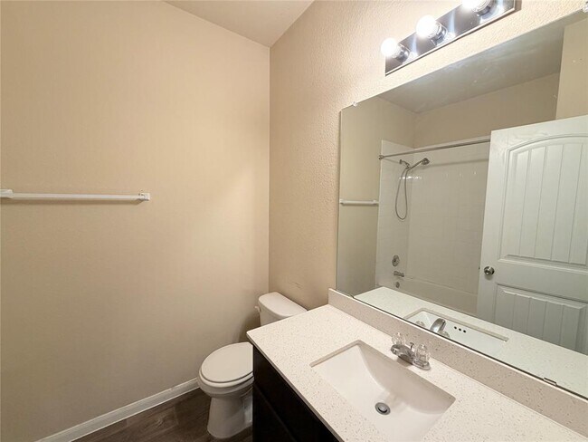Building Photo - 225 Cibolo Creek Dr
