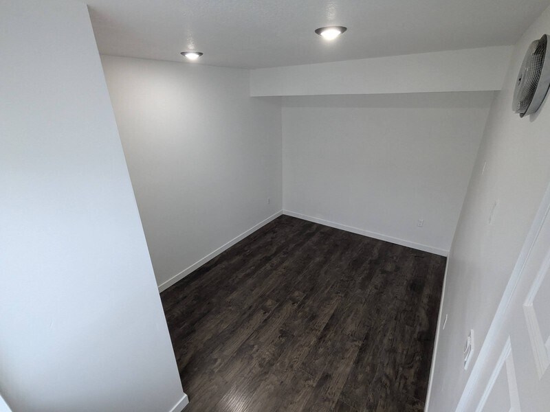 Building Photo - 5092 N Damper Dr