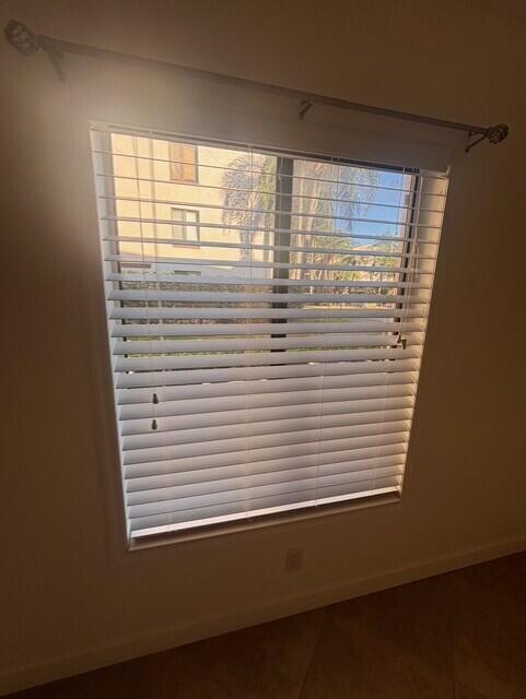 Building Photo - 203 Foxtail Dr