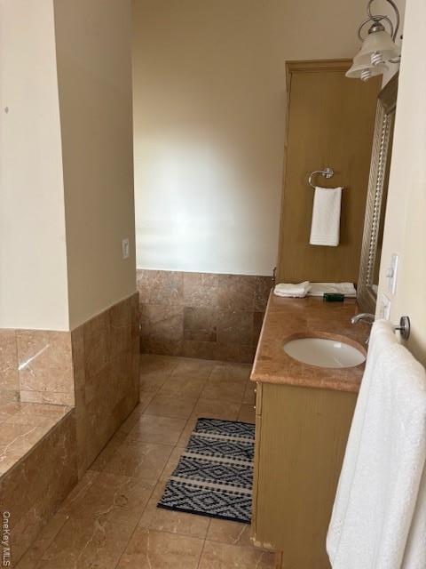 Building Photo - 54 Matlock St