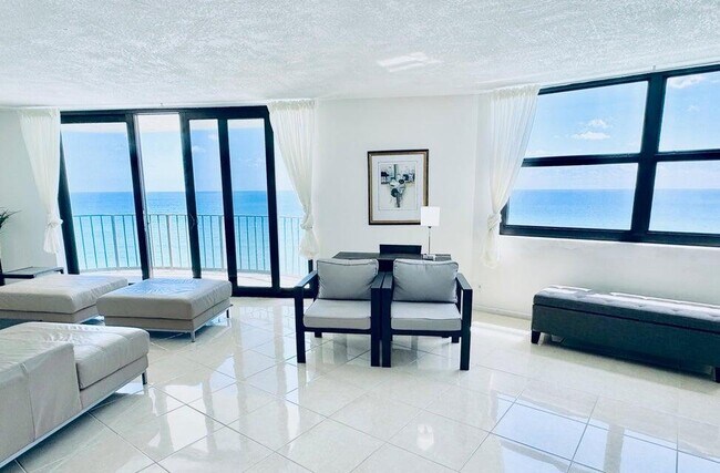 Building Photo - 5420 N Ocean Dr