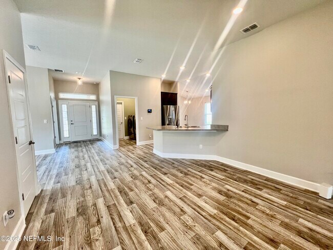 Building Photo - 7811 Oklahoma St