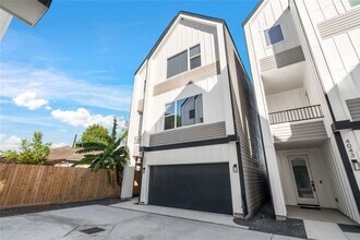 Building Photo - 4039 Buck St