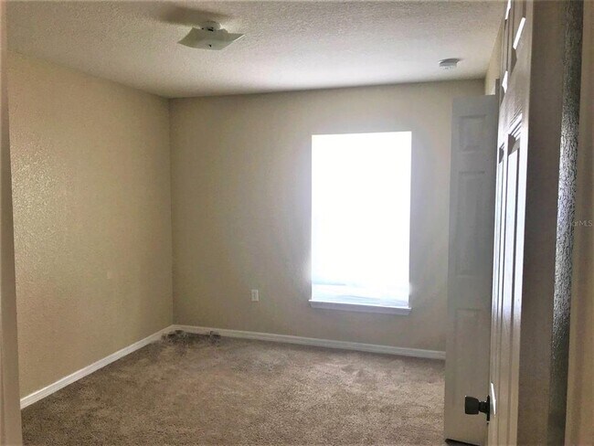 Building Photo - 3480 Hawkin Dr