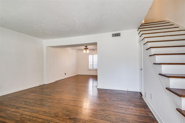 Building Photo - 6465 Bordeaux Ave