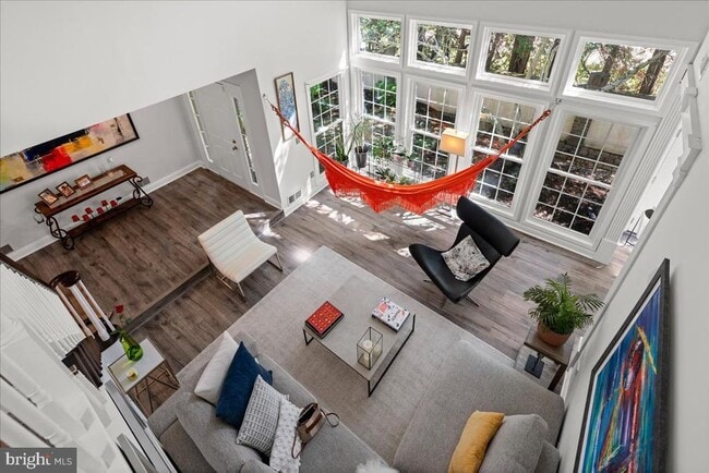 Building Photo - 9 Cromwell Ct