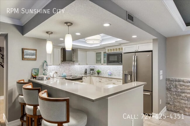 Building Photo - 17400 Gulf Blvd