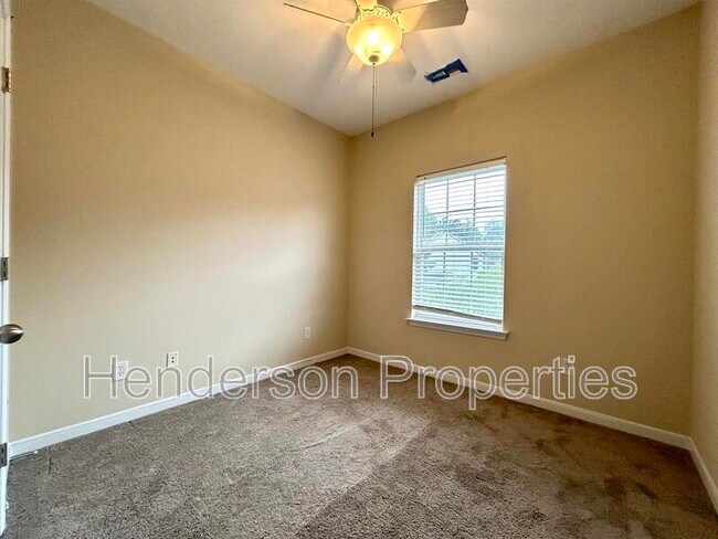 Building Photo - 125 Charterhouse Ln