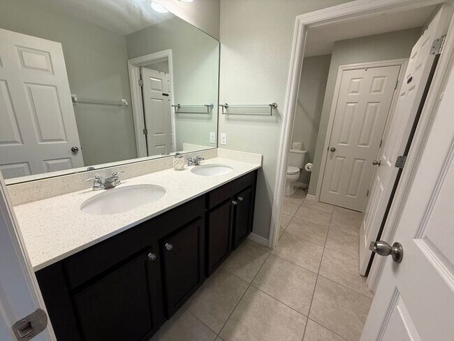 Building Photo - 5/3 Near Clermont -$500 OFF THE FIRST MONTH'S RENT