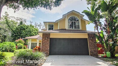 Building Photo - 913 Red Dandy Dr