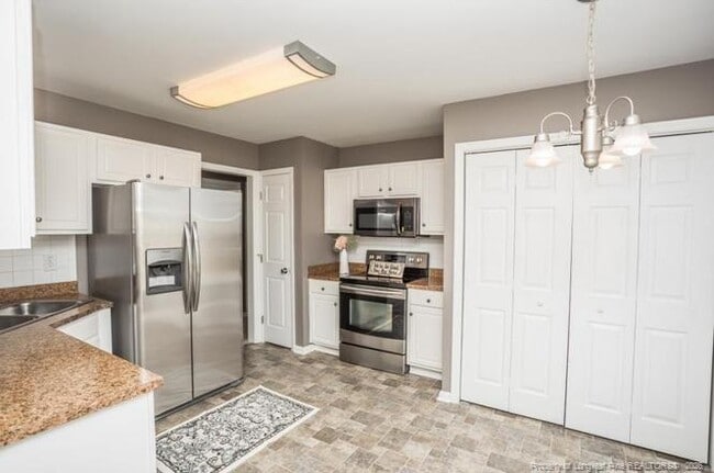 Building Photo - 2935 Highplains Dr