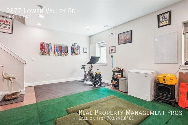 Building Photo - 2877 Lowen Valley Rd