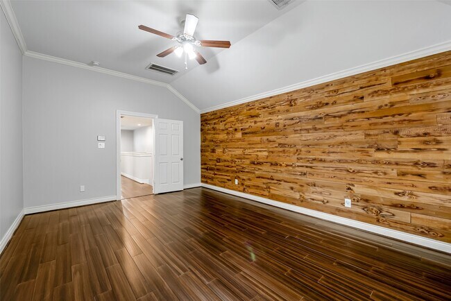 Building Photo - 5950 Kansas St