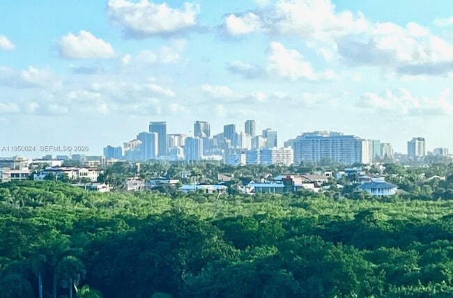 Building Photo - 1901 N Ocean Blvd