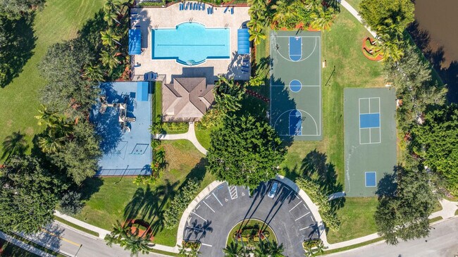 Building Photo - 1012 Fairfield Meadows Dr