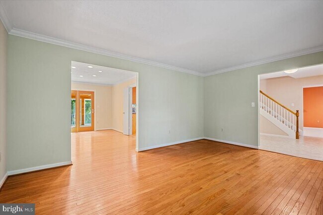 Building Photo - 11811 Dinwiddie Dr