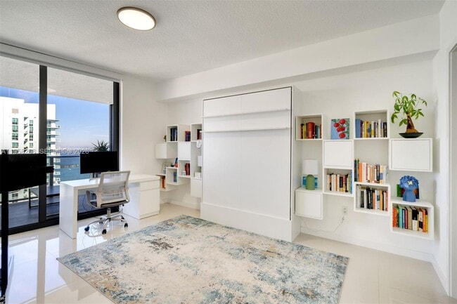 Building Photo - 488 NE 18th St