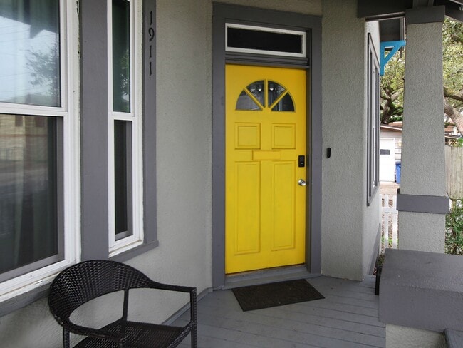 Building Photo - 1911 34th St