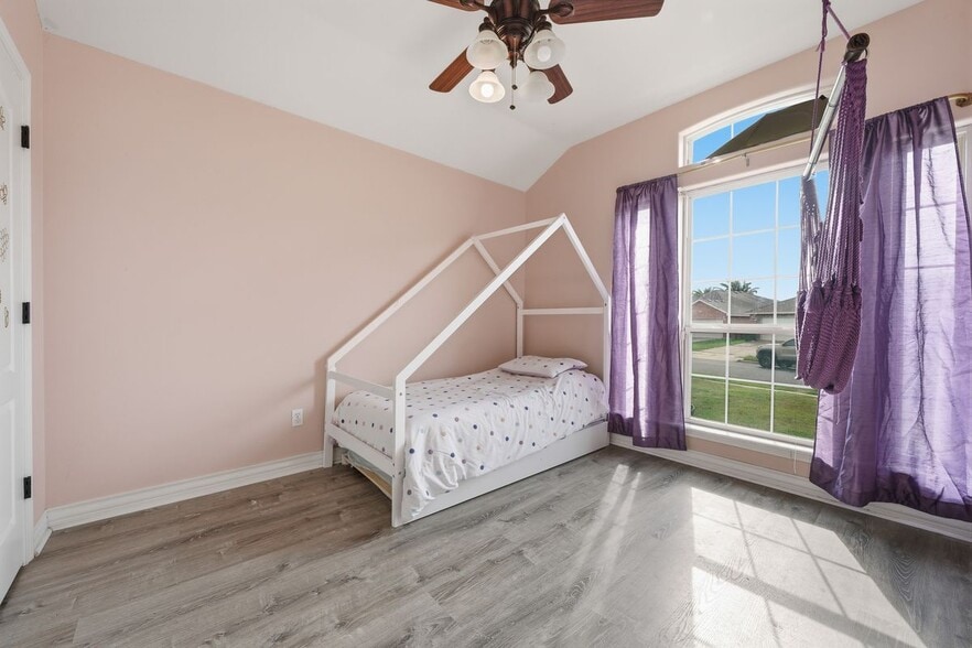 Building Photo - 3029 Turkey Hollow Ct