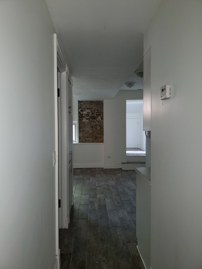 Hallway - 800 S Bishop St