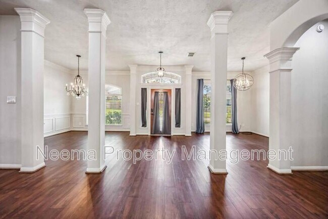 Building Photo - 23822 Wellington Ct Blvd