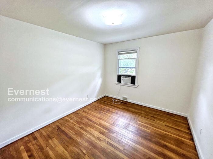 Building Photo - 4800 Cutshaw Ave