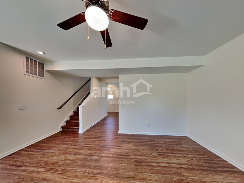 Building Photo - 5324 Cairo Ct