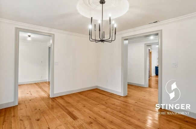 Building Photo - 38 Sundown Bend