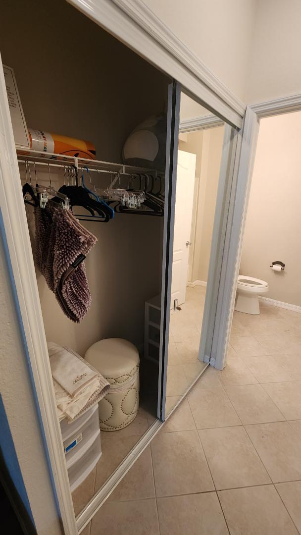 Building Photo - 4152 Central Sarasota Pkwy