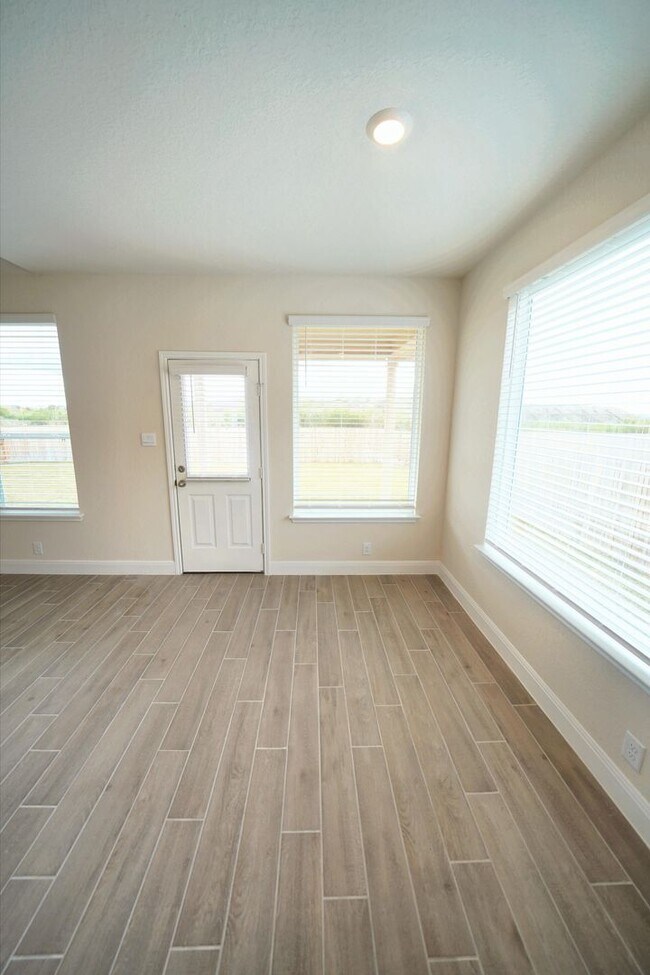 Building Photo - Stunning New Cibolo Home Now Available in Steel Creek - Realtor Commission: $500