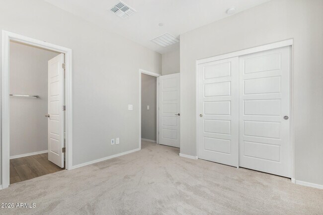 Building Photo - 1697 E Hampton Ln