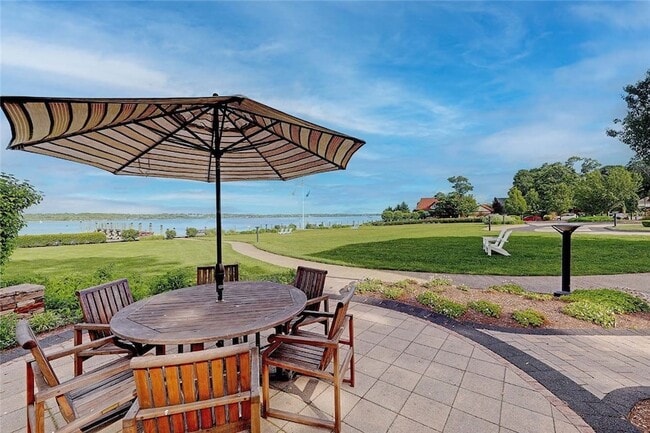 Building Photo - 1180 Narragansett Blvd