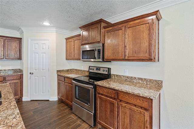 Building Photo - 750 S Valentine Dr