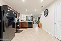 Building Photo - 5893 Creekside Crossing Dr