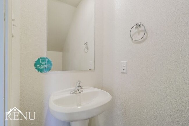 Building Photo - Coming Soon!