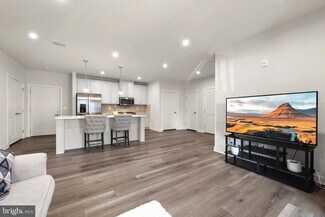 Building Photo - 46270 Mount Allen Ter