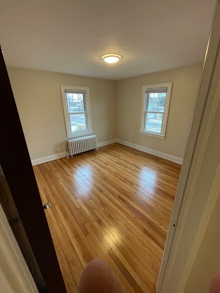 Building Photo - 464 Central Ave