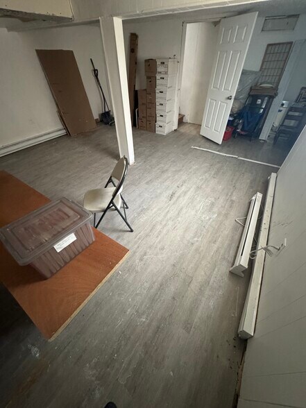 Building Photo - 42 Summit Ave