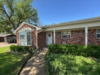 Building Photo - 1105 Mill Valley Dr