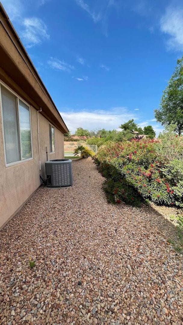 Building Photo - Beautiful 3 Bedroom Home in Coral Canyon!
