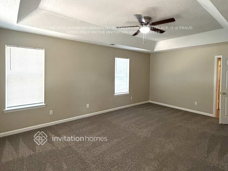 Building Photo - 6980 Greenfield Ln