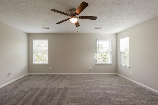 Building Photo - 15835 Copper Springs Ln